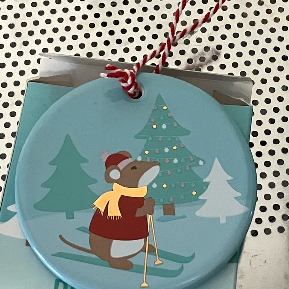 DavidsTea Christmas Tree Ornament Decoration with Skiing Mouse 2016 - Picture 4 of 4